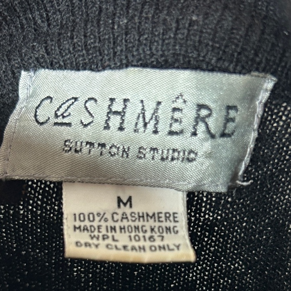 Sutton Studio 100% Cashmere Black Short Sleeve Sweater – Women’s Size M - Picture 2 of 3